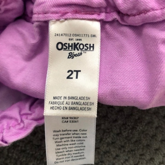 Toddler girls Oshkosh b’gosh Pink shorts in size 2T - Picture 5 of 5